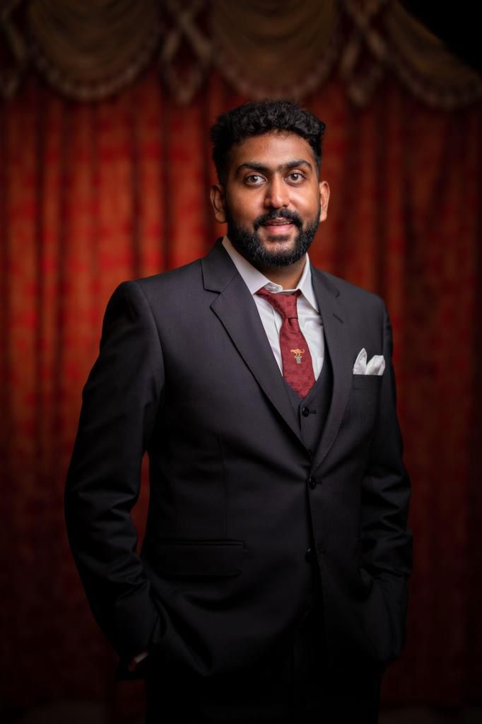 Mr Akshay Murthy
